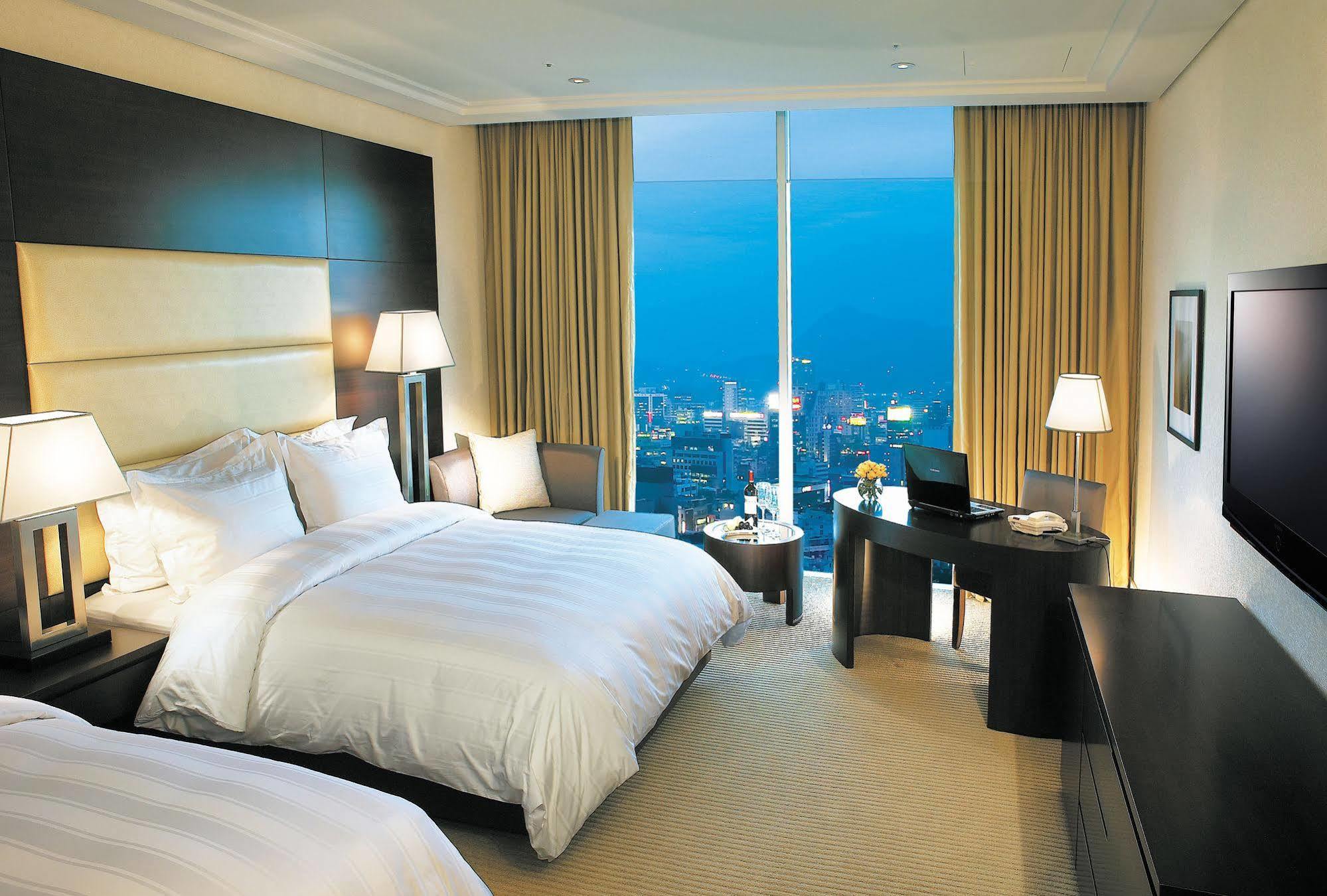 Ramada Plaza By Wyndham Gwangju Hotel Kvangdzsu Kültér fotó
