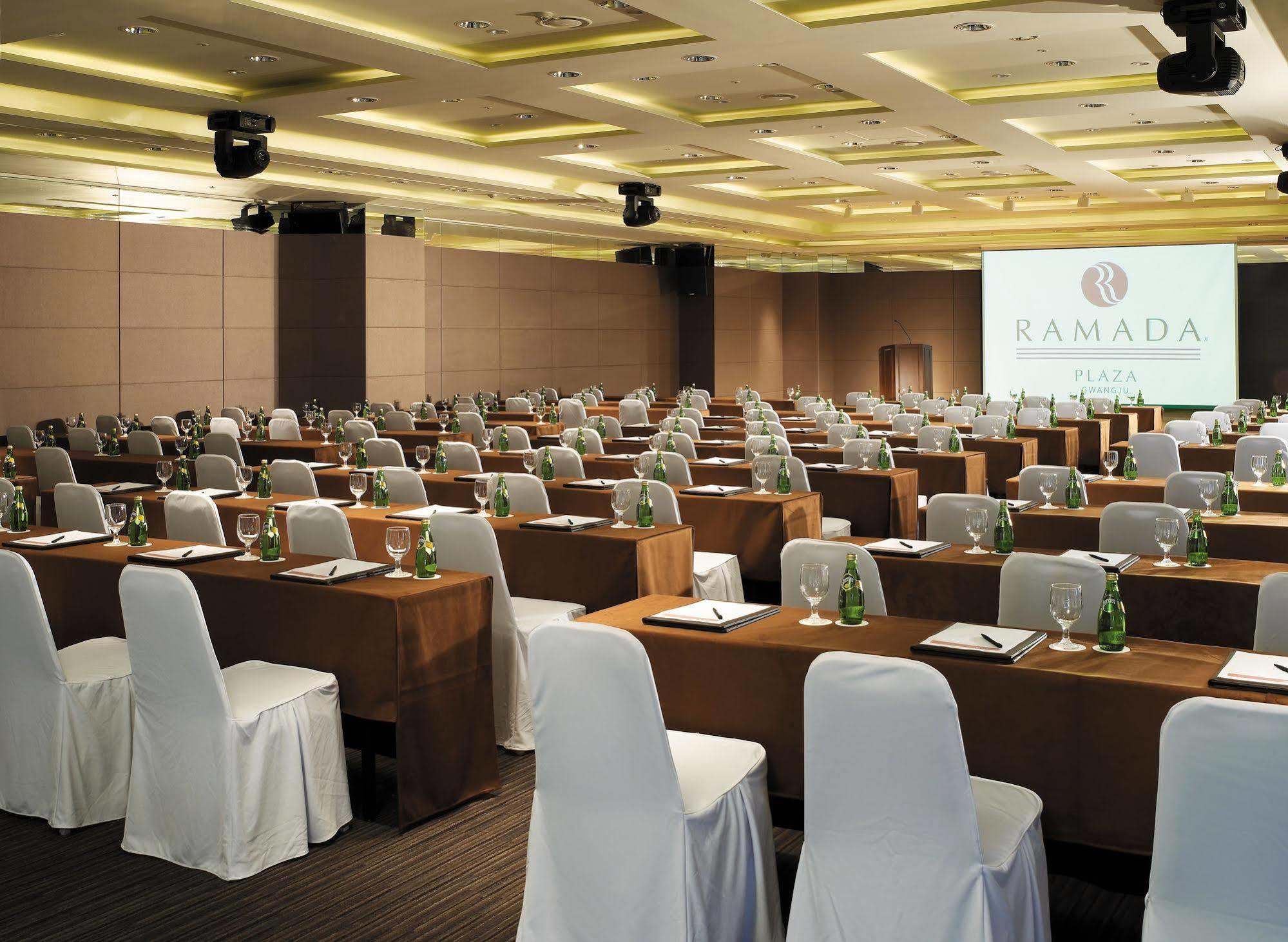 Ramada Plaza By Wyndham Gwangju Hotel Kvangdzsu Kültér fotó